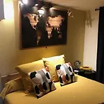 D'hotes Les Fenieres Bed & Breakfast 3*